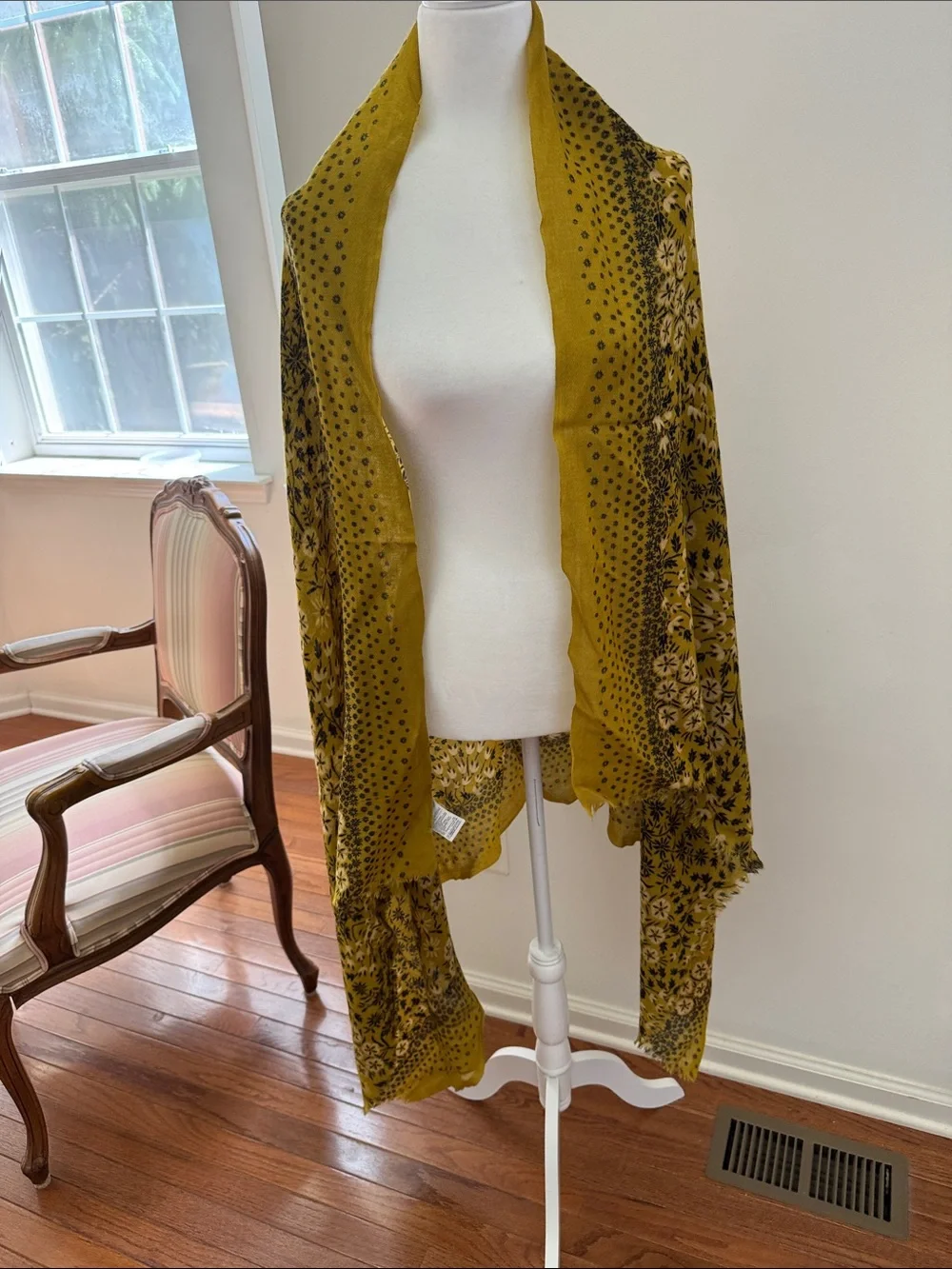 Banana Republic Mustard Floral Pattern wool Wrap Scarf, NWOT